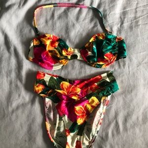 80s vintage Hawaiian print bikini
